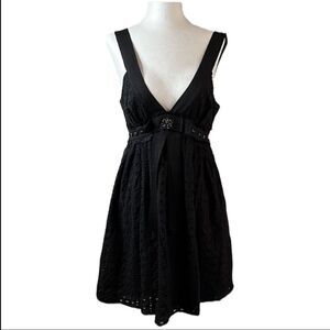 Forever 21 black deep V-neck baby doll dress sleeveless. Back zipper Medium